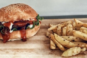 Gelinim Mutfakta Mini Hamburger ve Fırın Patates Tarifi 13.10.2020