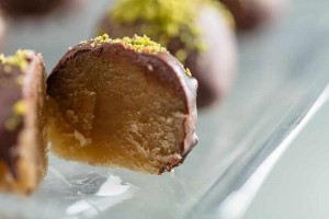 Arda’nın Ramazan Mutfağı Çikolatalı Un Helvası Topları Tarifi 08.05.2021