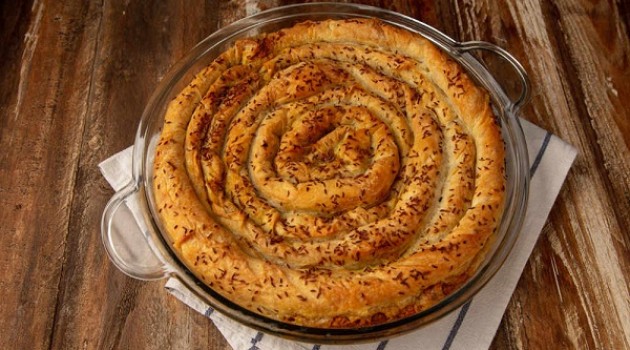 Arda’nın Ramazan Mutfağı Pastırmalı Humuslu Börek Tarifi 06.04.2022