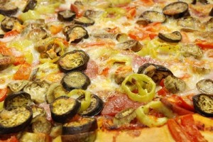 Yeşil Elma Patlıcanlı Pizza Tarifi 02.06.2015